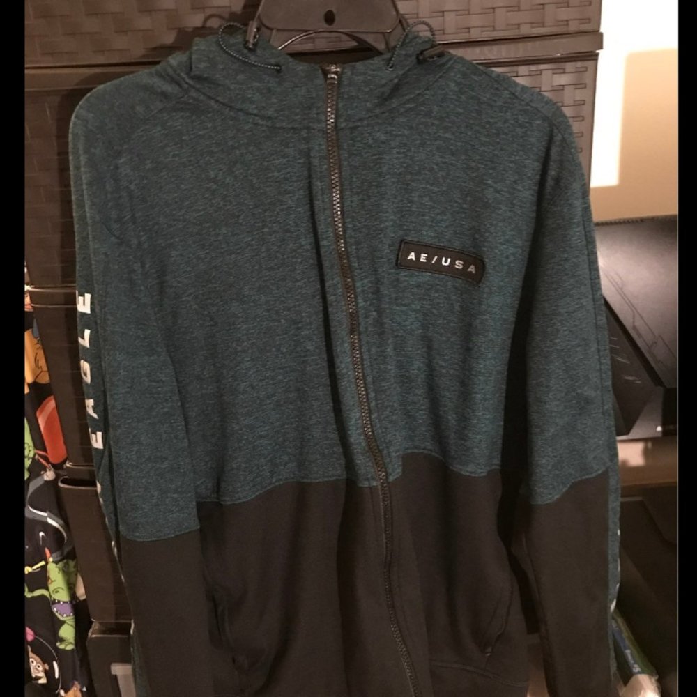 AE Zip up